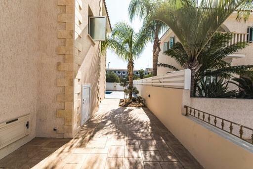 Timotheos Villa Протарас Екстериор снимка