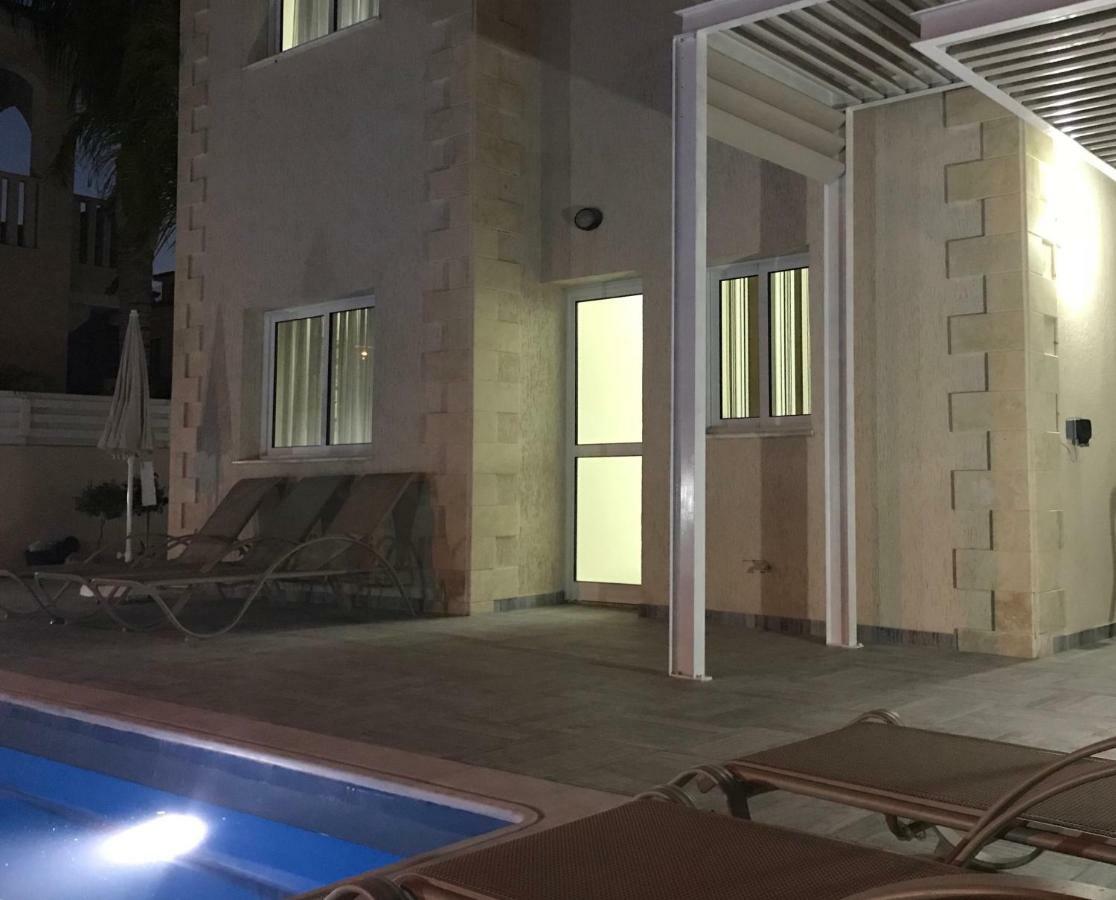 Timotheos Villa Протарас Екстериор снимка