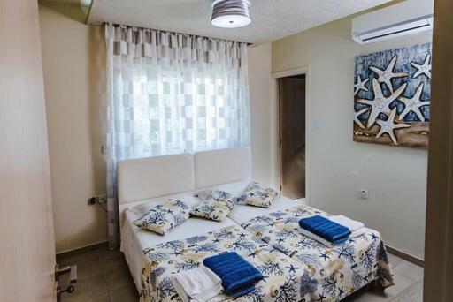 Timotheos Villa Протарас Екстериор снимка